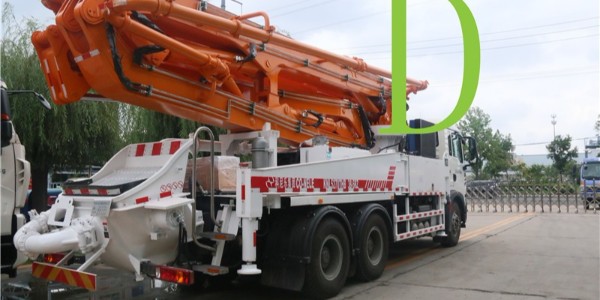 混凝土泵車的維修人員需要注意哪些事項(xiàng)