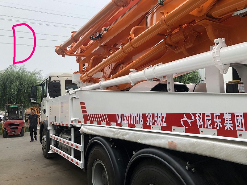 青島小型混凝土泵車價(jià)格 (13)