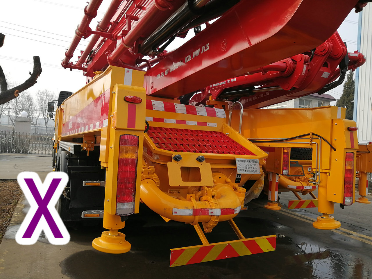 青島小型混凝土泵車價(jià)格 (39)