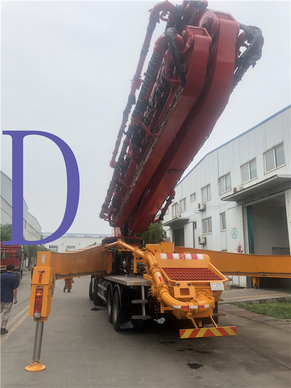 青島混凝土泵車價(jià)格 (2)