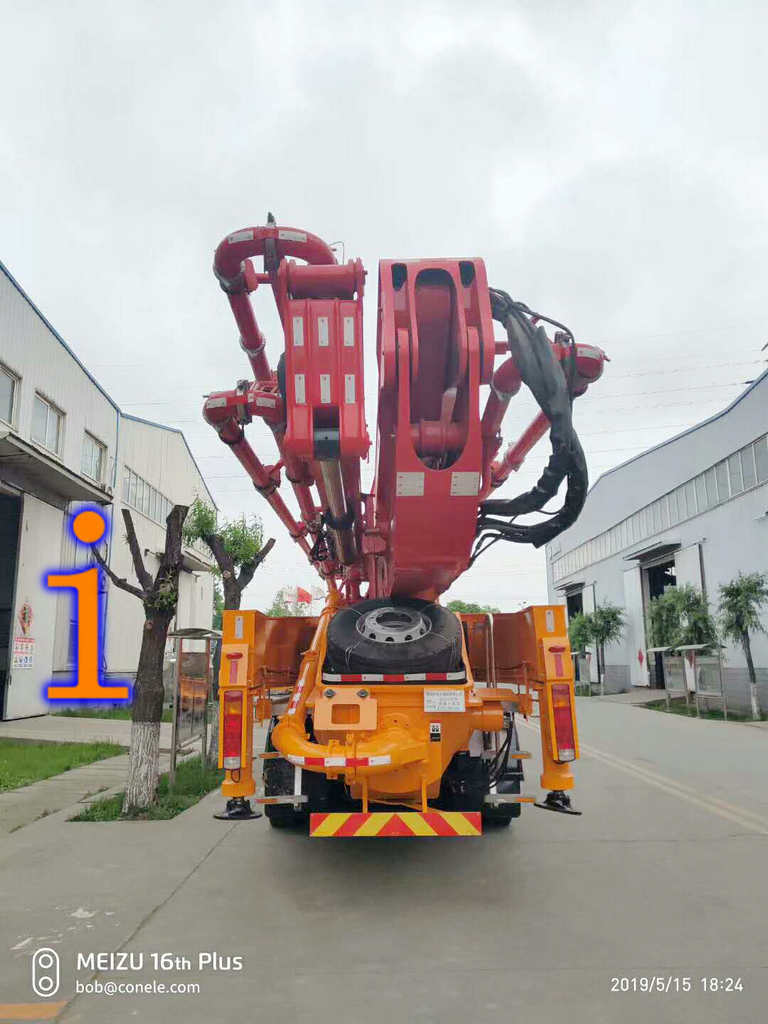 青島小型混凝土泵車價(jià)格 (20)