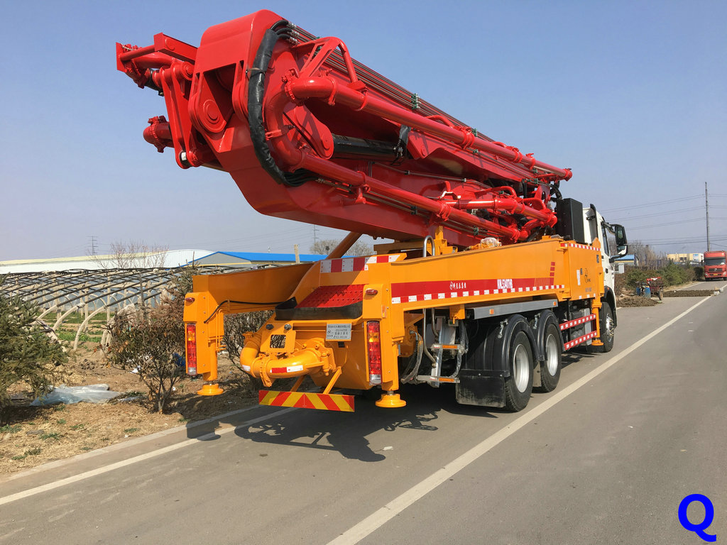 小型混凝土泵車，混凝土泵車，小型泵車，天泵